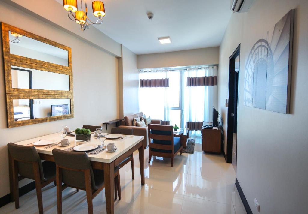 Сьюит (Люкс с 1 спальней), C Suites at Mactan Newtown