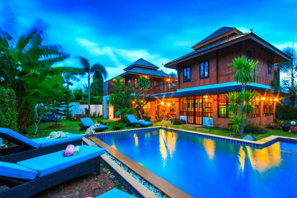 Вилла (Улучшенная вилла), Lemon Tree Naturist Resort Naiharn Beach Phuket