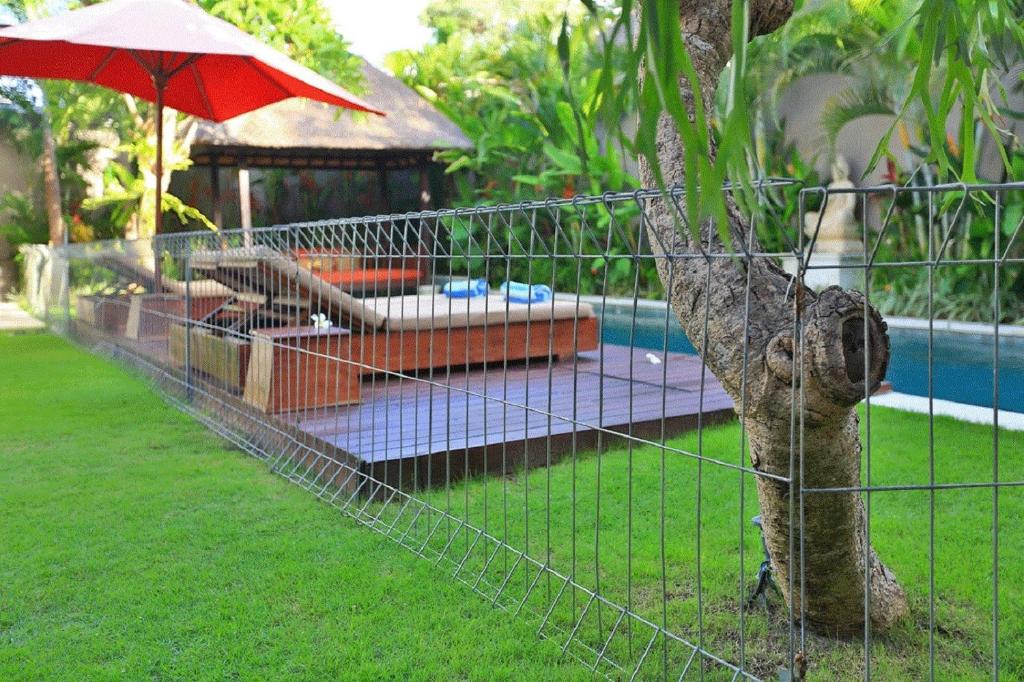 Вилла (Вилла с 3 спальнями и отдельным бассейном) виллы Chandra Bali Villas, Семиньяк