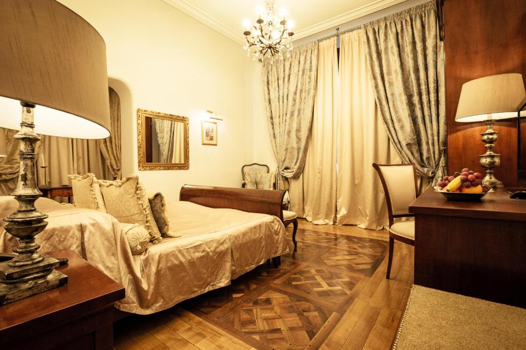 Двухместный (Улучшенный двухместный номер с 1 кроватью), Scala Boutique-Hotel