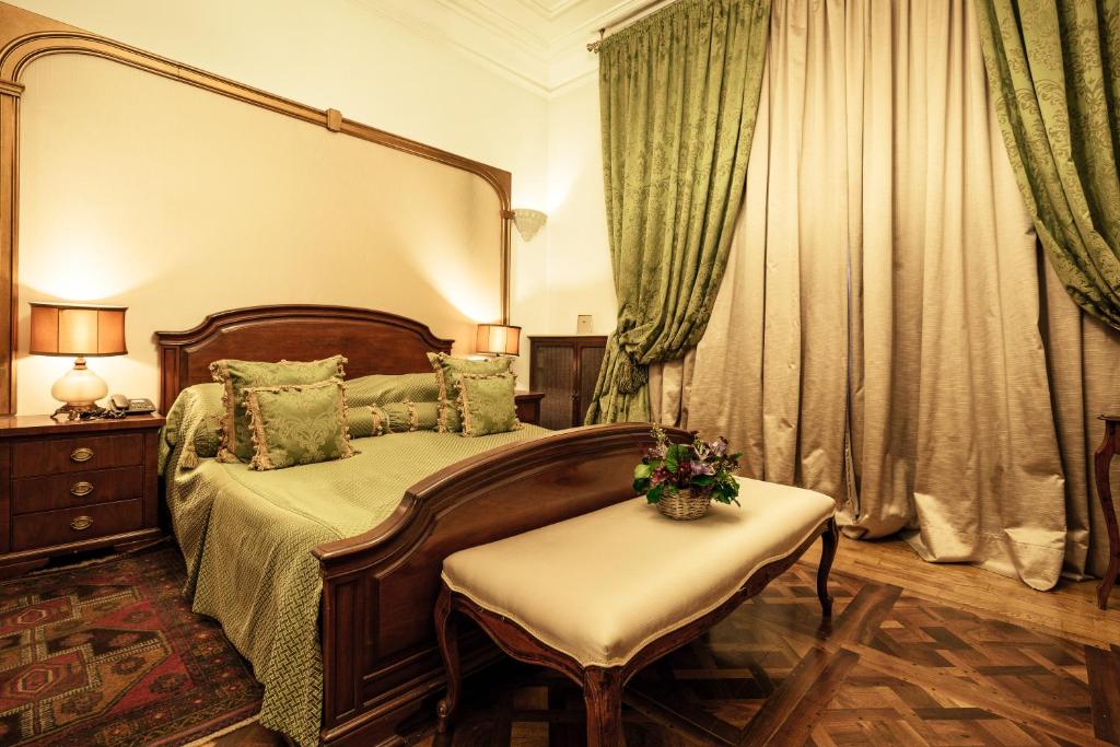 Двухместный (Улучшенный двухместный номер с 1 кроватью), Scala Boutique-Hotel