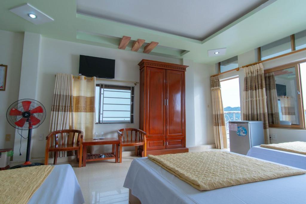Отель Phong Lan Hotel, Катба