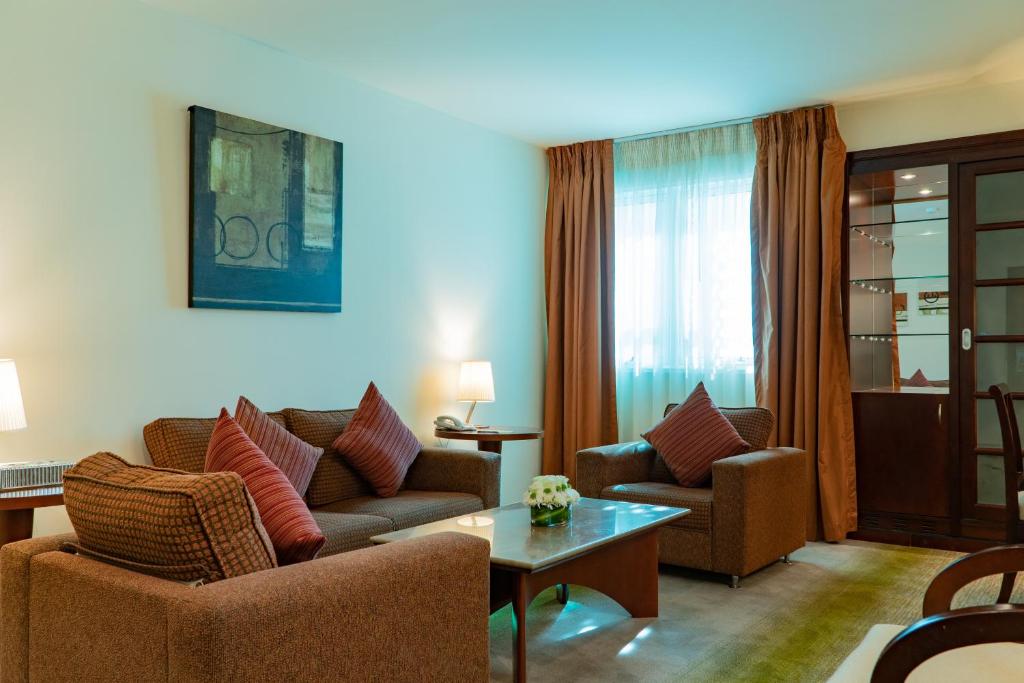 Двухместный (Люкс) отеля Al Ain Palace Hotel Abu Dhabi, Абу-Даби