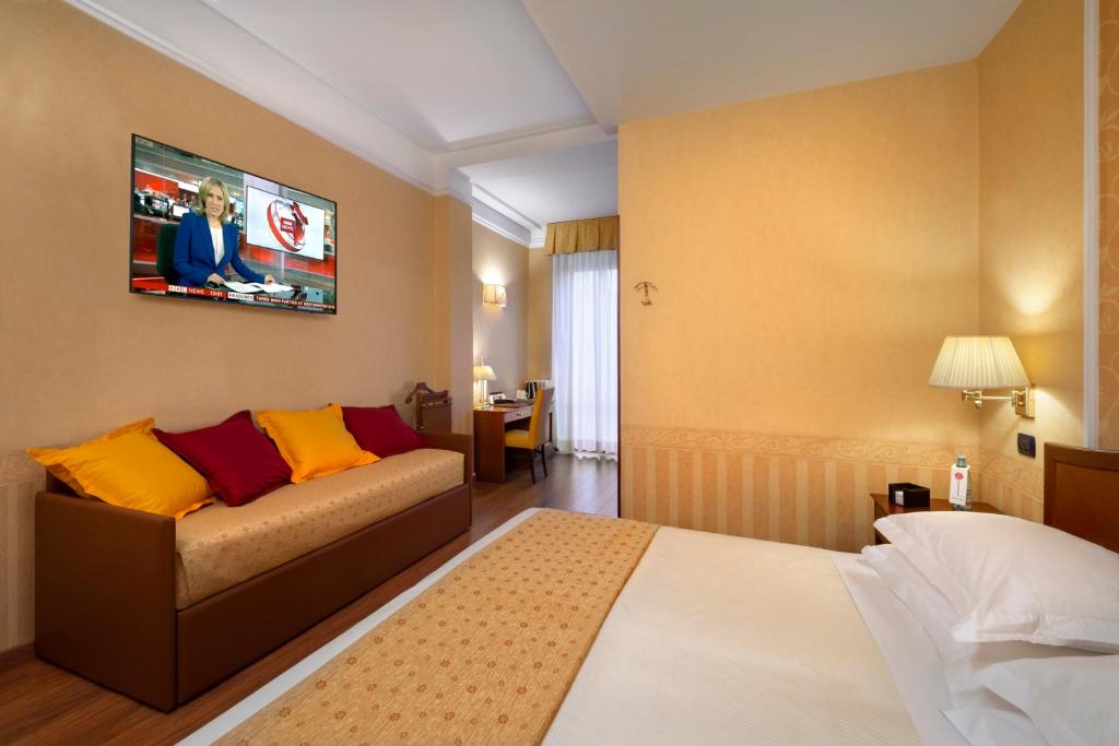 Двухместный (Улучшенный двухместный номер с 1 кроватью или 2 отдельными кроватями) отеля Lancaster Hotel, Милан