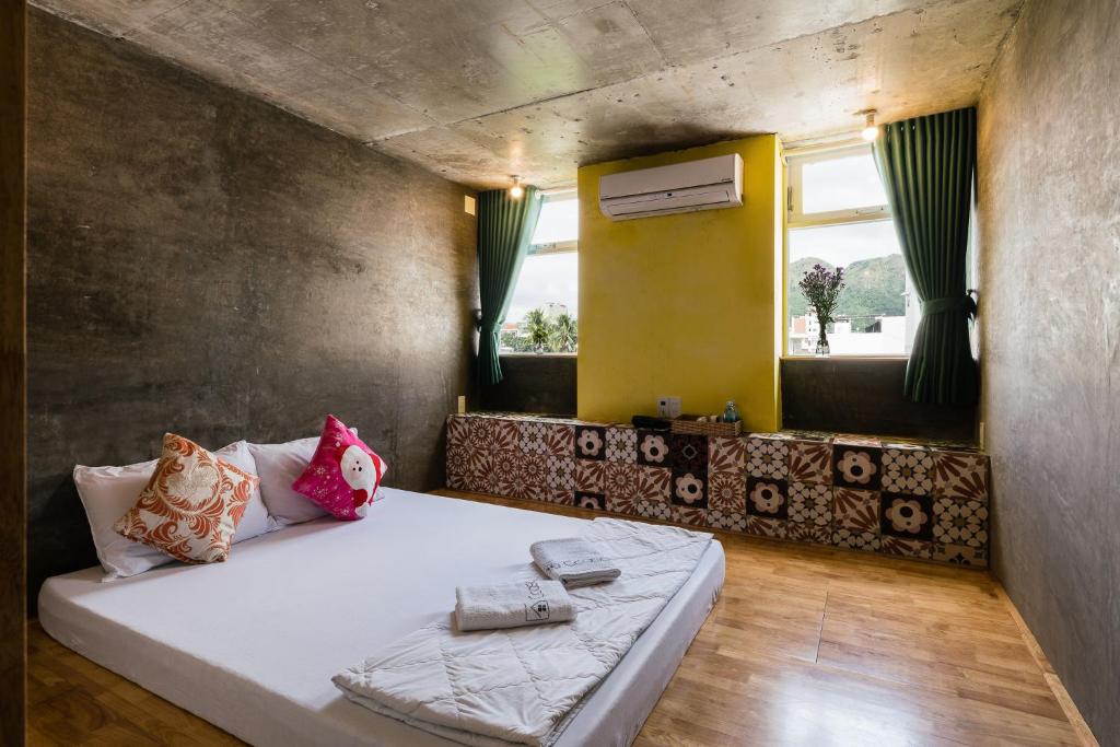 Семейный (Cемейный номер с собственной ванной комнатой) хостела Ccasa Hostel, Нячанг