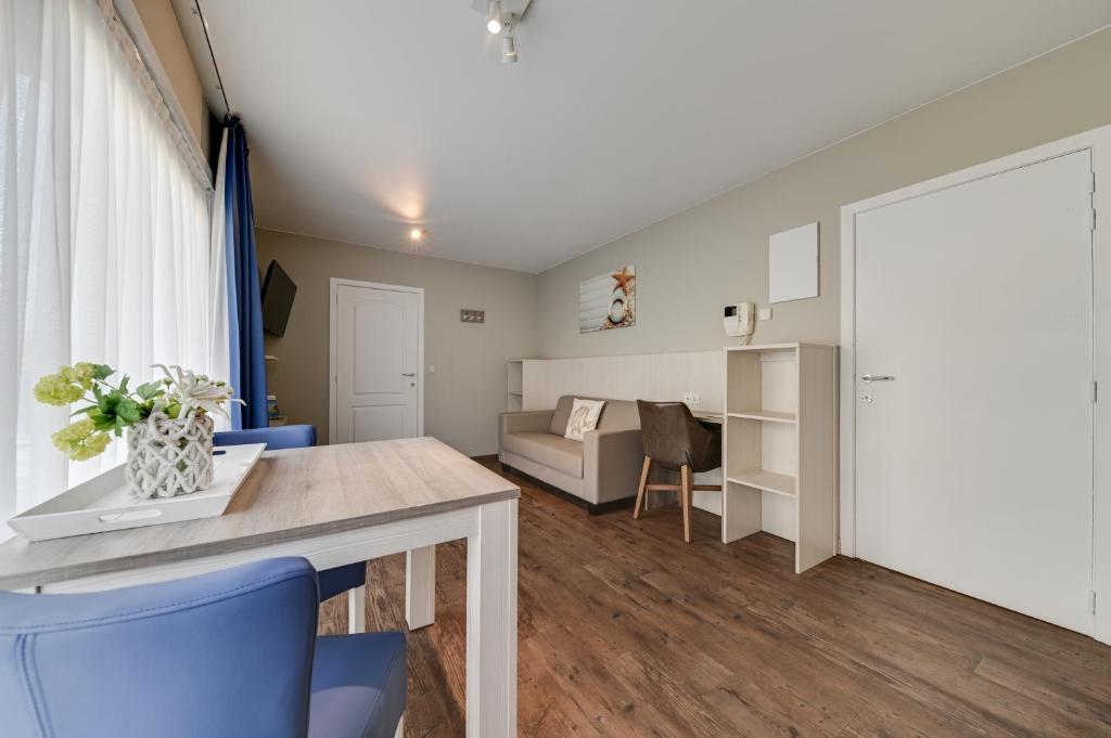 Апартаменты (Comfort Suite - 2p | Bedroom) апарт-отеля Holiday Suites De Haan, Де-Хаан