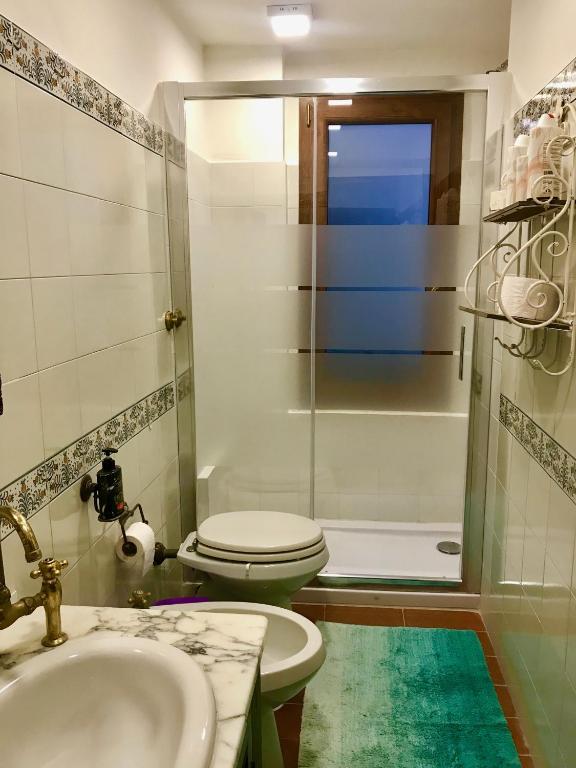 Одноместный (Одноместный номер с общей ванной комнатой) отеля Strange Uncle B&B, Флоренция