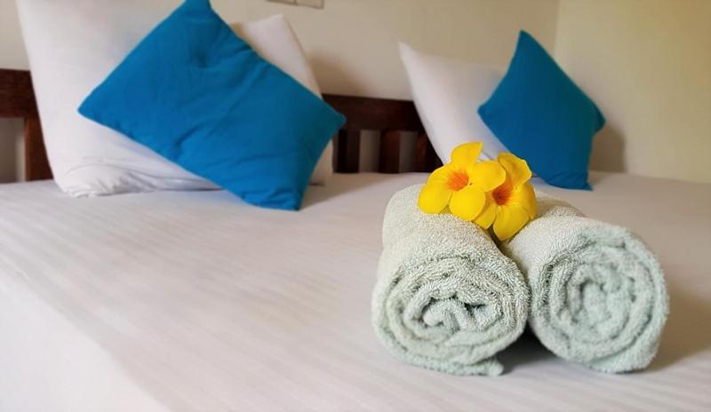 Двухместный (Стандартный двухместный номер с 1 кроватью или 2 отдельными кроватями) гостевого дома Beach Inns Holiday Resort, Матара