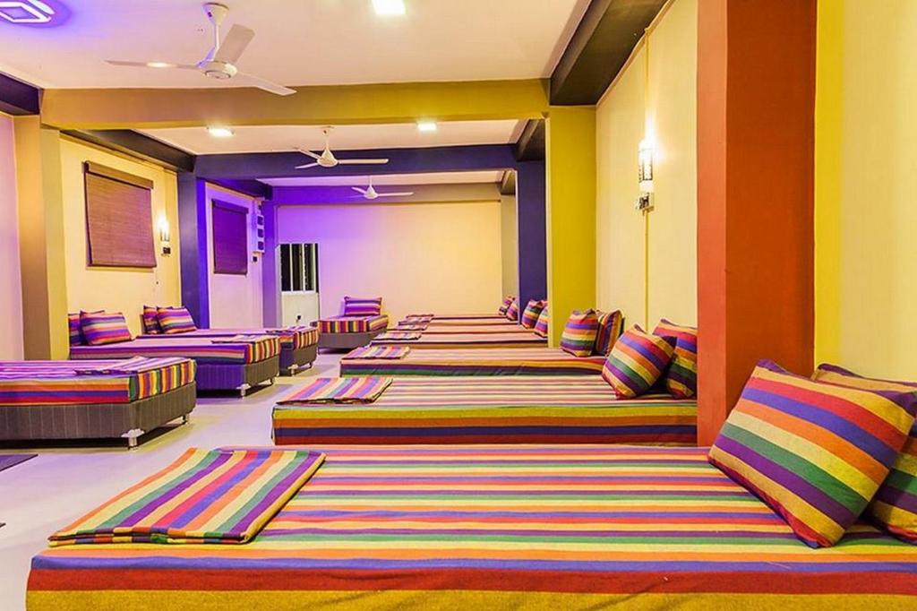 Номер (Кровать в общем номере для мужчин и женщин с 10 кроватями) гостевого дома Kandy City Rooms & Hostel, Канди