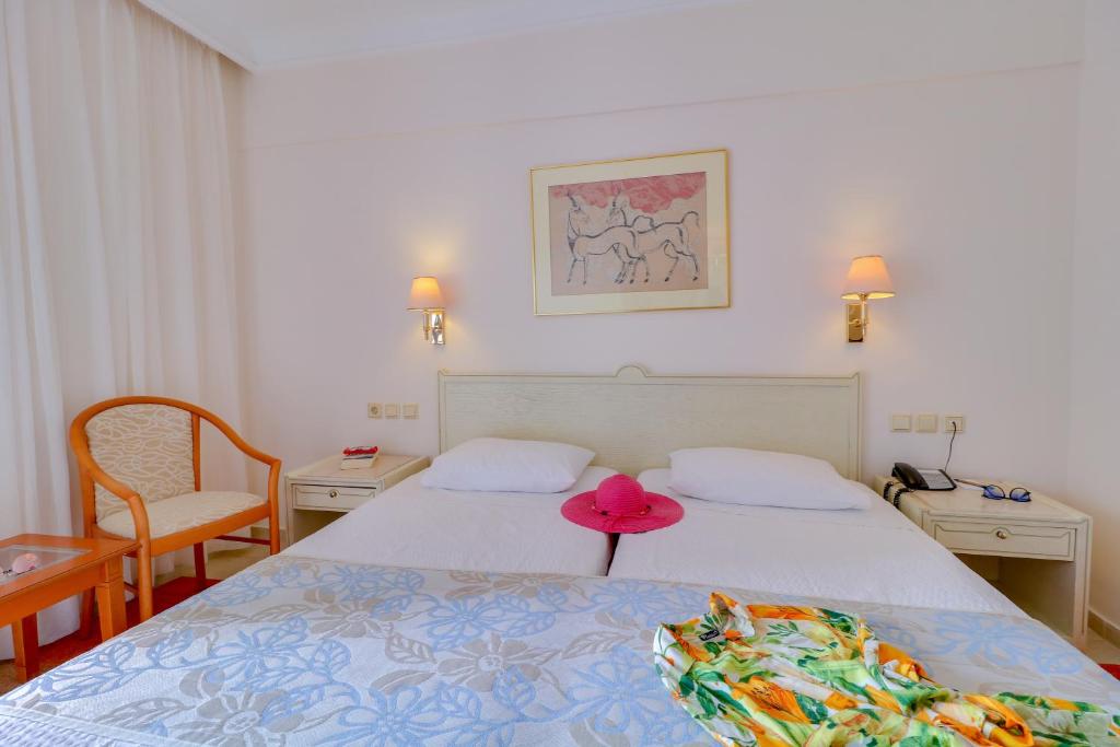 Двухместный (Бюджетный двухместный номер с 1 кроватью или 2 отдельными кроватями) отеля Creta Star Hotel, Скалета
