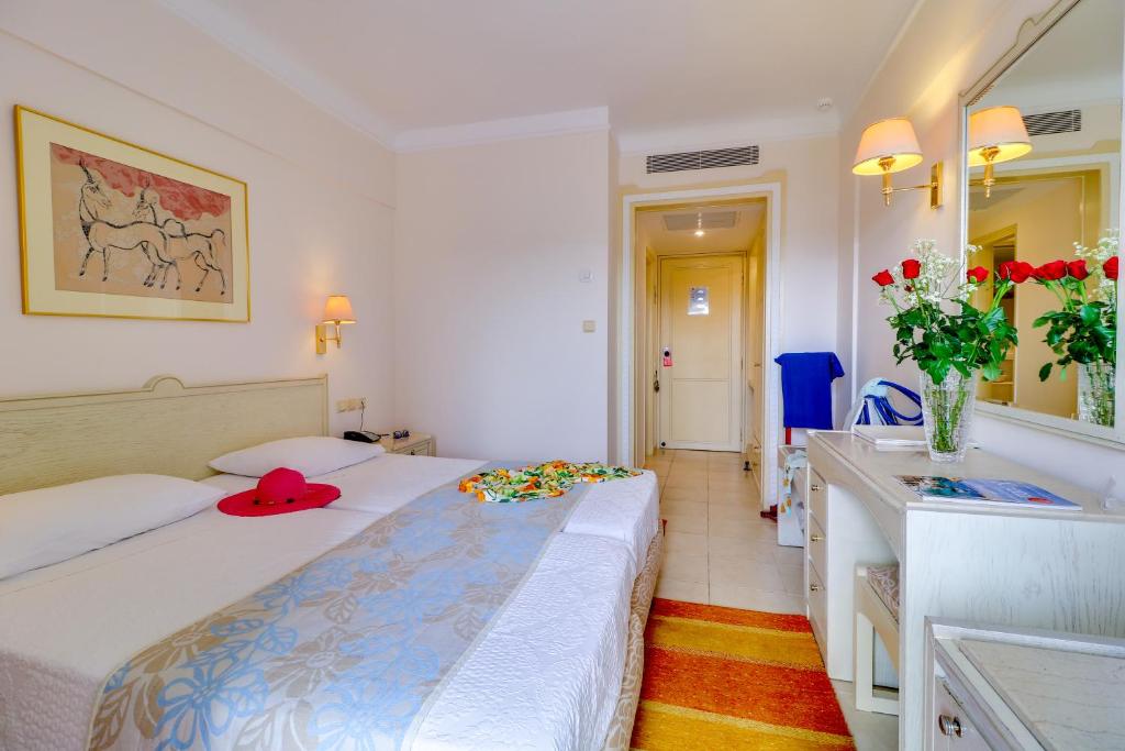 Двухместный (Двухместный номер с 1 кроватью или 2 отдельными кроватями и боковым видом на море) отеля Creta Star Hotel, Скалета