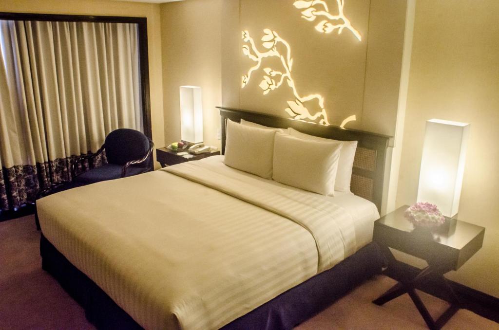 Сьюит (Суперлюкс с 1 спальней) отеля Midas Hotel and Casino, Манила