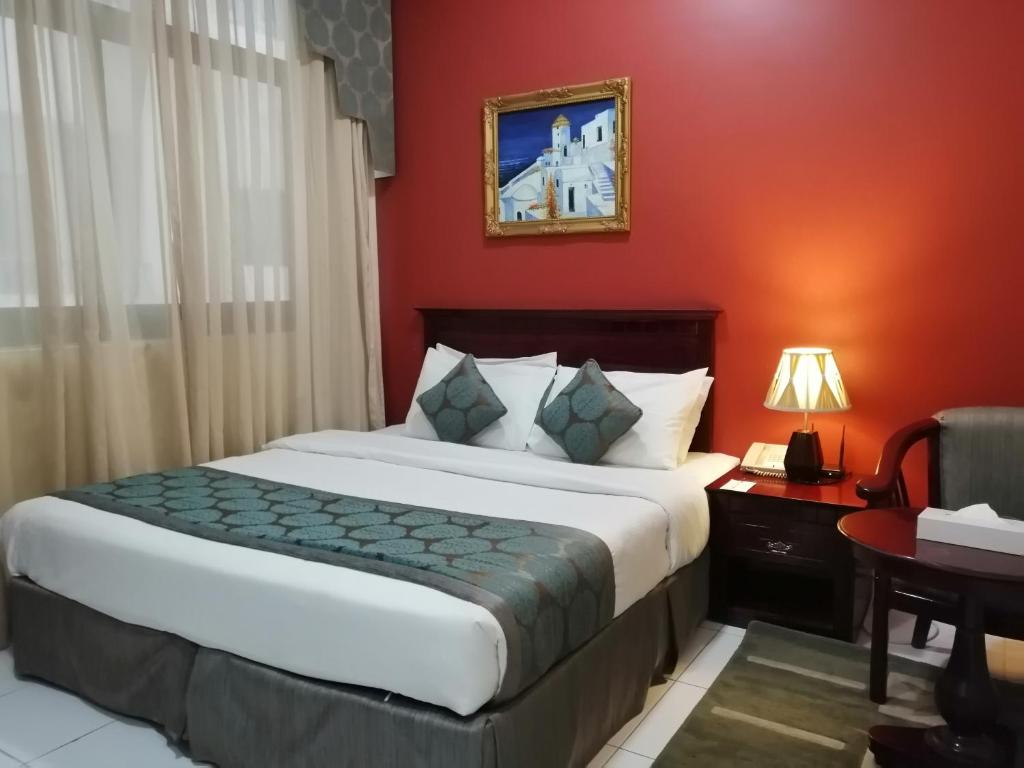 Двухместный (Люкс с 1 спальней) апарт-отеля Al Maha Regency Hotel Suites, Шарджа