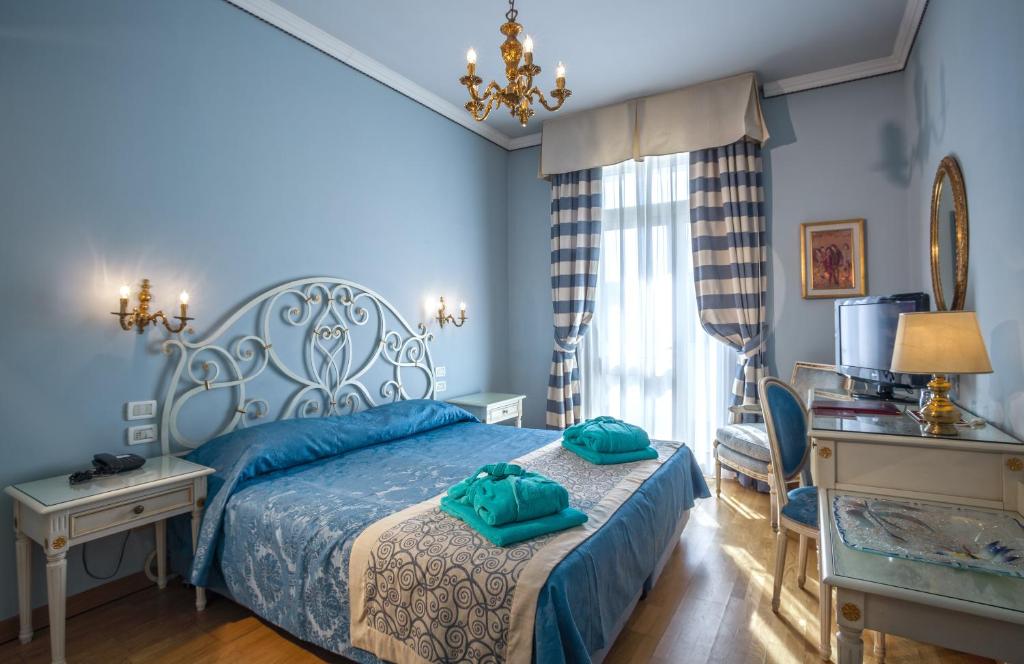 Двухместный (Стандартный двухместный номер с 1 кроватью или 2 отдельными кроватями) отеля Hotel Quisisana Terme, Абано-Терме