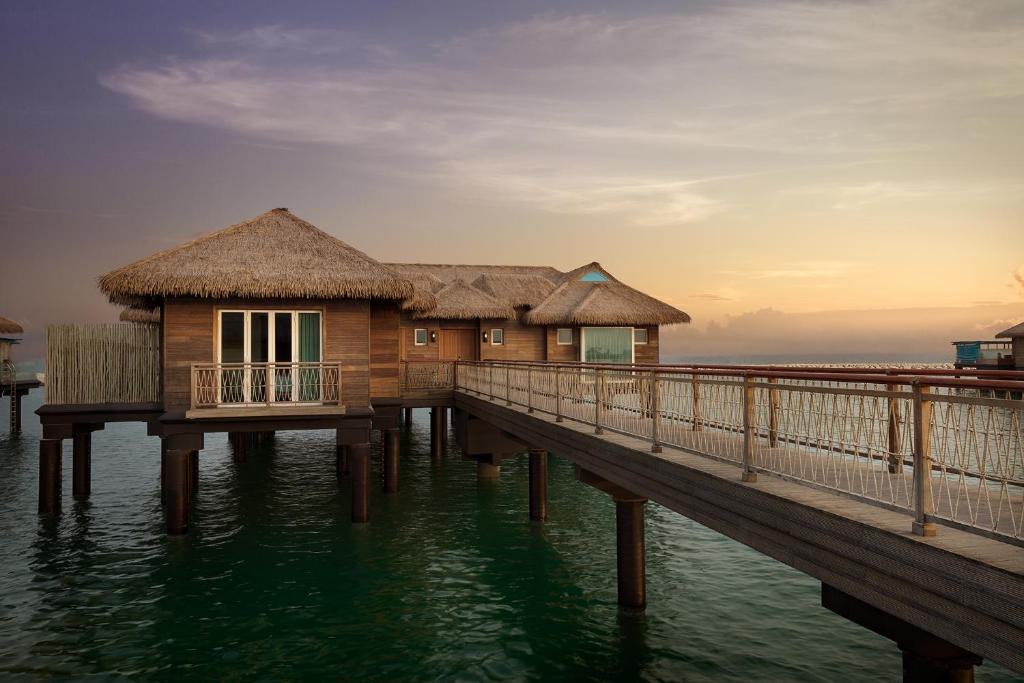 Вилла (Вилла с 3 спальнями над водой) курортного отеля Banana Island Resort Doha by Anantara, Доха