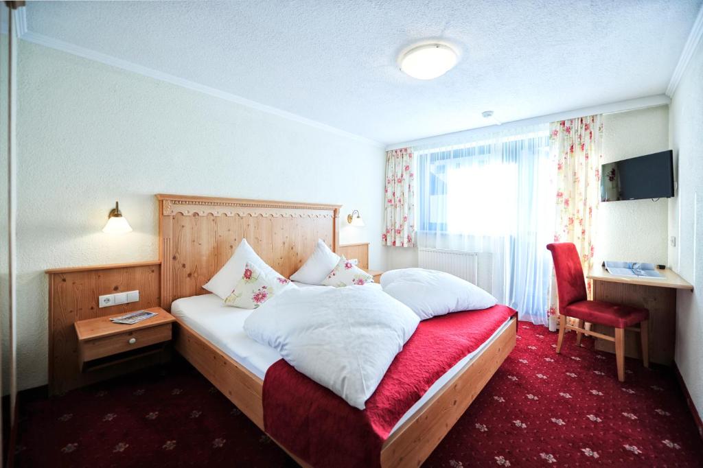 Двухместный (Двухместный номер с 1 кроватью) апарт-отеля Alp Resort Tiroler Adler, Зёльден