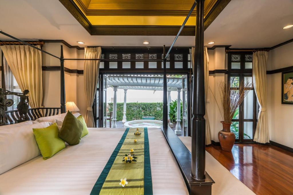 Вилла (Вилла с 1 спальней и видом на бассейн), Отель Wora Bura Hua Hin Resort & Spa