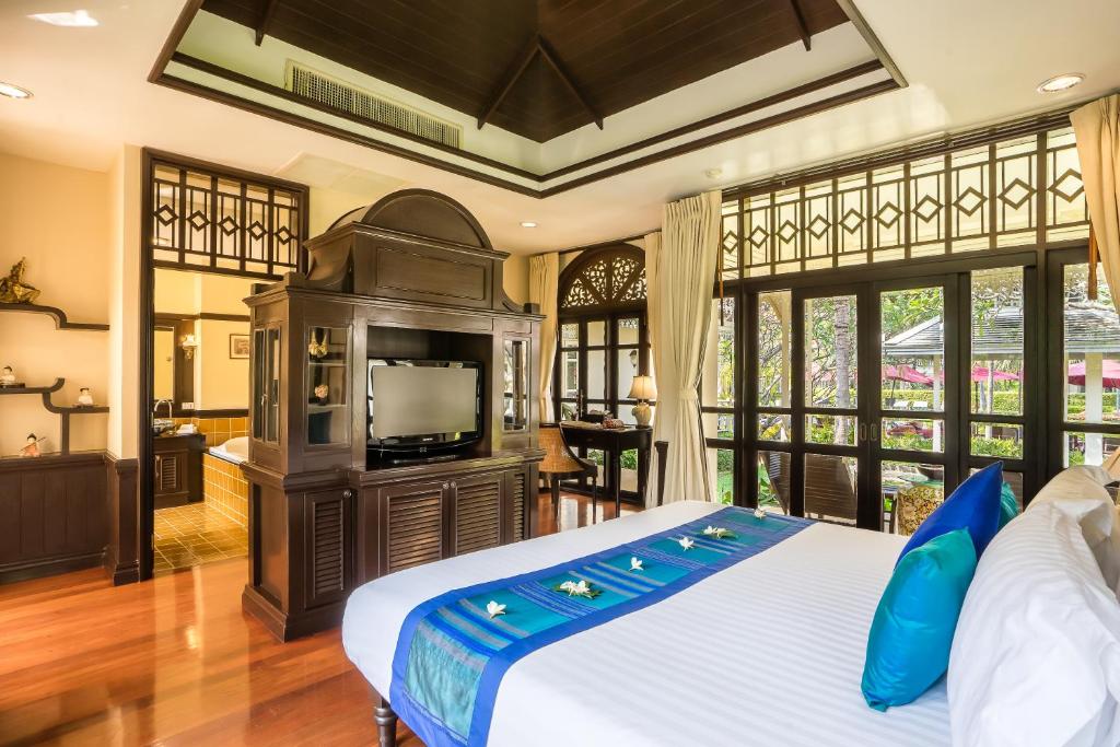 Вилла (Вилла с 2 спальнями с видом на бассейн), Отель Wora Bura Hua Hin Resort & Spa