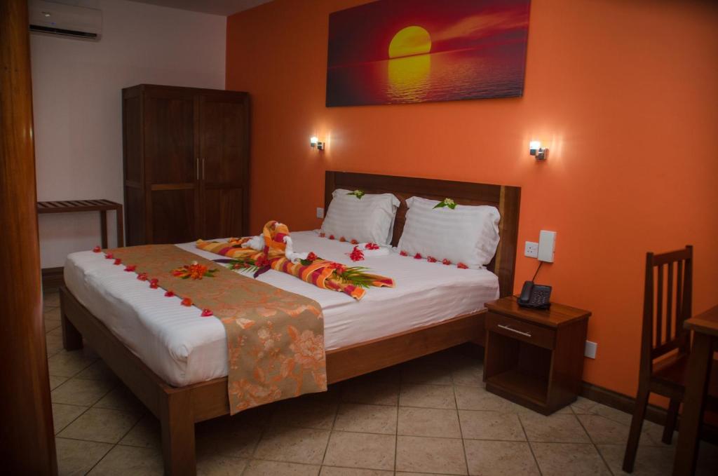 Двухместный (Стандартный двухместный номер с 1 кроватью) отеля Sunset Reef Resort & Spa, Пуант-о-Пиман