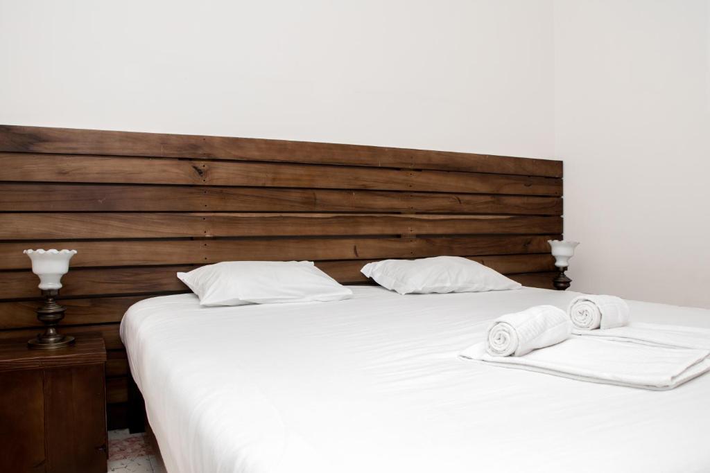 Двухместный (Двухместный номер с 1 кроватью и общей ванной комнатой) хостела Brickoven Palace Hostel, Лиссабон