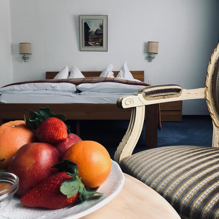 Двухместный (Улучшенный двухместный номер с 1 кроватью, террасой и видом на горы) отеля Hotel Regina Terme, Лойкербад
