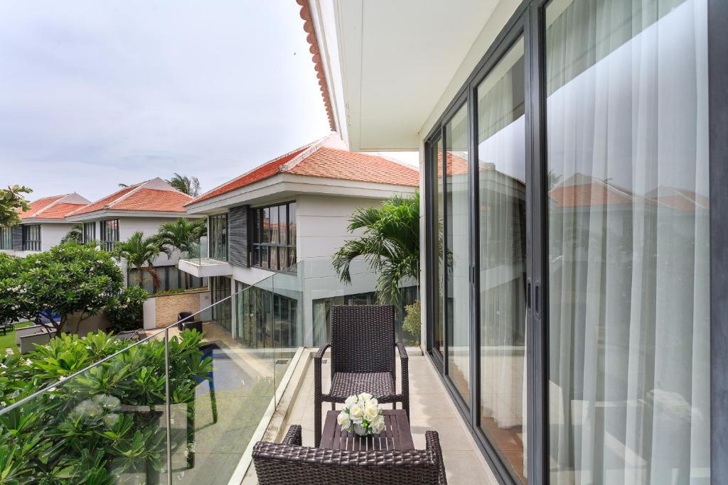 Вилла (Вилла с 3 спальнями), Ocean Villa - IDC White House Da Nang