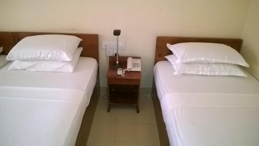Семейный (Семейный номер с видом на сад) курортного отеля Gamodh Citadel Resort, Анурадхапура