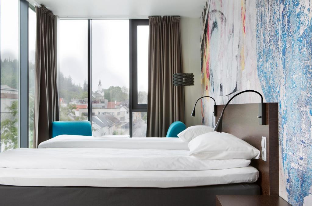 Двухместный (Улучшенный двухместный номер с 2 отдельными кроватями) отеля Comfort Hotel Florø, Флоро