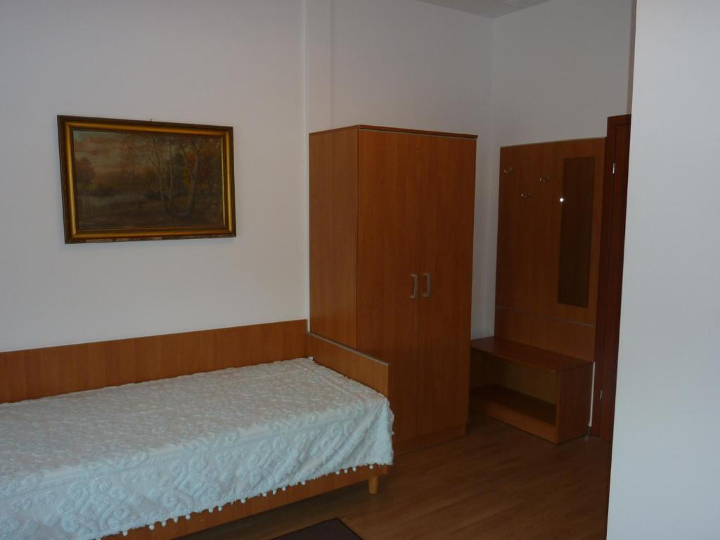 Двухместный (Двухместный номер с 2 отдельными кроватями) семейного отеля Hotelik Na Zdrowiu, Лодзь