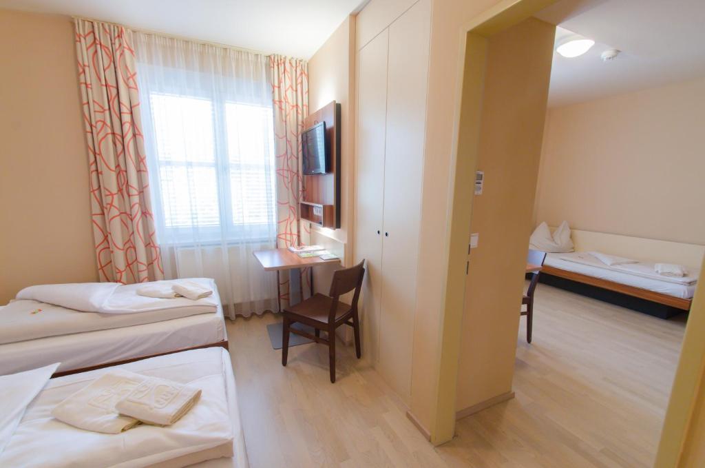 Апартаменты (Апартаменты с 2 спальнями) отеля JUFA Hotel Graz, Грац