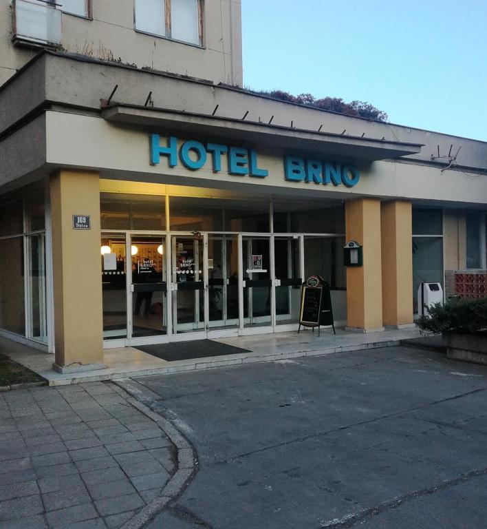 Отель Brno, Брно