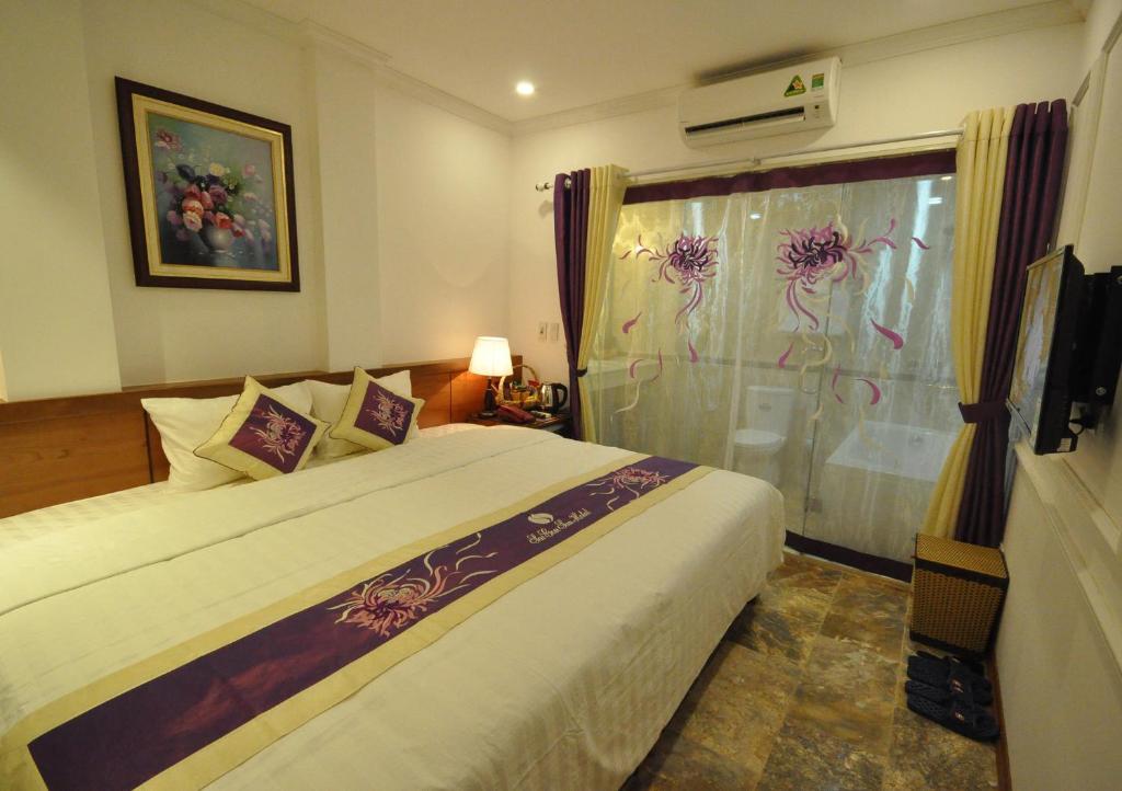 Двухместный (Улучшенный двухместный номер с 1 кроватью или 2 отдельными кроватями) отеля Saigon Sun Hotel 1, Ханой