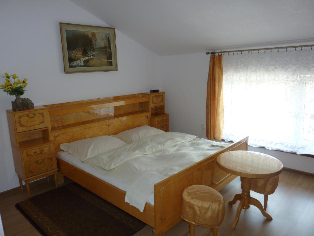 Двухместный (Двухместный номер с 1 кроватью) семейного отеля Hotelik Na Zdrowiu, Лодзь