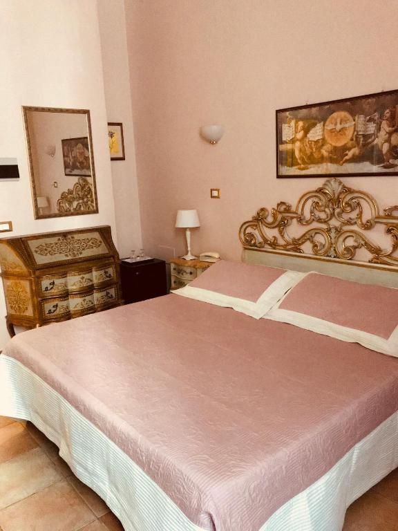 Двухместный (Классический двухместный номер с 1 кроватью) отеля Hotel Villa Liana, Флоренция