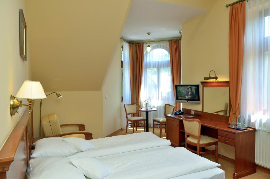 Двухместный (Двухместный номер с 1 кроватью или 2 отдельными кроватями) отеля Hotel Stefania, Крыница
