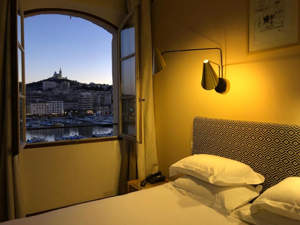 Двухместный (Superior Double Room with Old Port View), Hôtel Belle-Vue