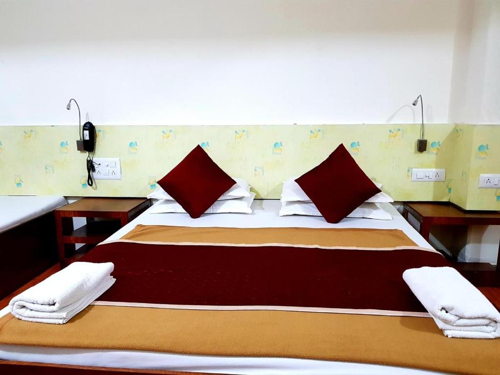 Отель Shubham Accommodation, Мумбай