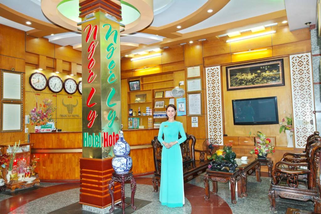 Двухместный (Двухместный номер Делюкс с 1 кроватью) отеля Khách Sạn Ngọc Ly 3, Тхань Хоа