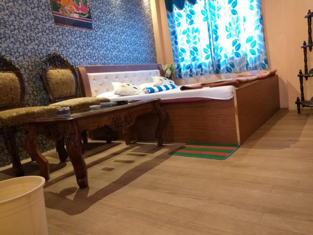 Двухместный (Двухместный номер Делюкс с 1 кроватью) гостевого дома Buddha Guest House, Варанаси