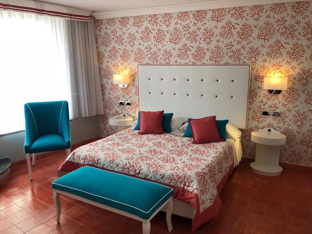 Двухместный (Двухместный номер Делюкс с 1 кроватью и видом на море) отеля Hotel Prestige, Сорренто
