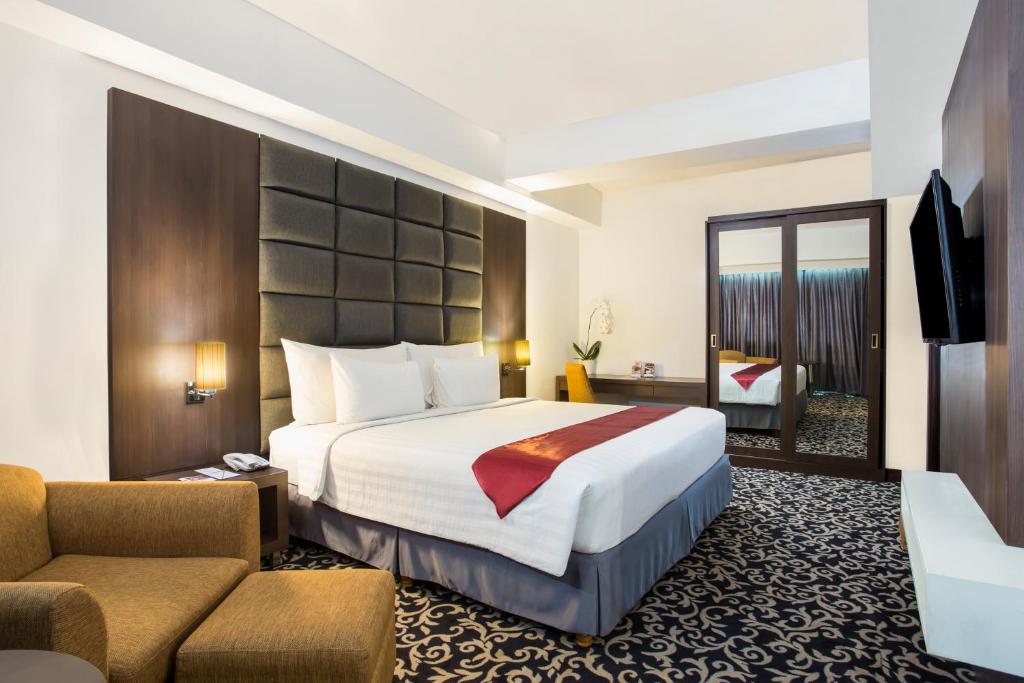 Сьюит (Представительский люкс) отеля Swiss-Belinn Kemayoran, Джакарта