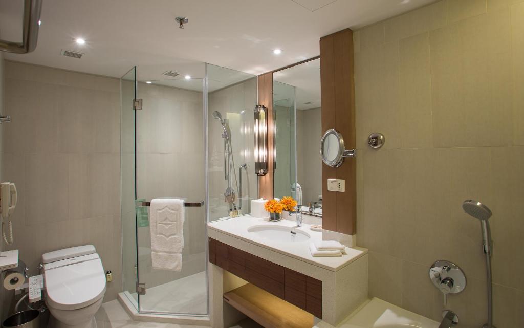 Двухместный (Deluxe Grand King Room - City Wing), Shangri-La Hotel, Qingdao