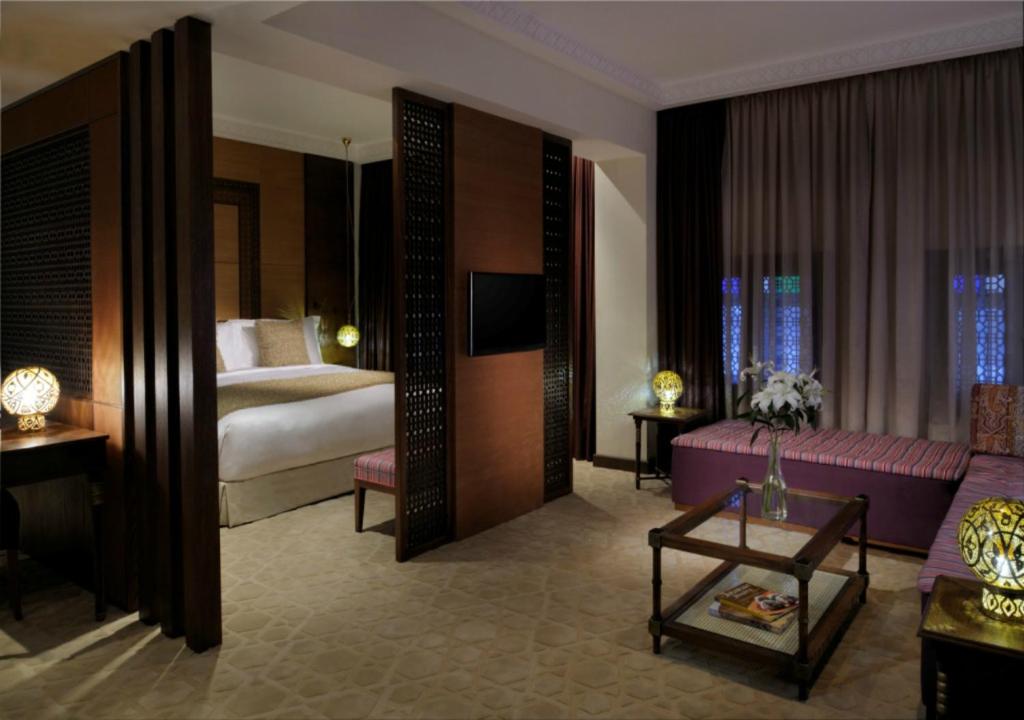 Сьюит (Полулюкс - Отель Al Bidda) отеля Souq Waqif Boutique Hotels - Tivoli, Доха