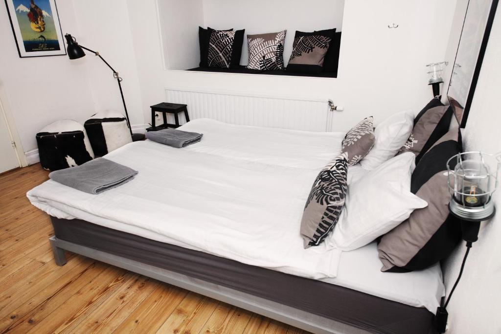 Двухместный (Двухместный номер с 1 кроватью и собственной ванной комнатой) хостела City Backpackers Hostel, Стокгольм