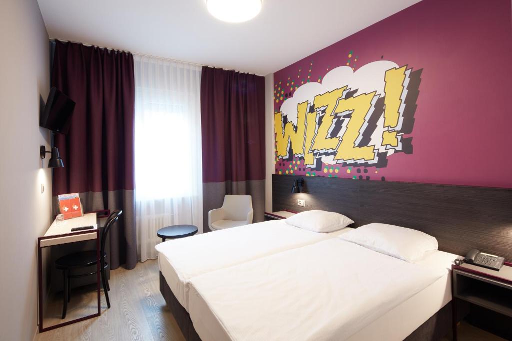 Двухместный (Двухместный номер с 2 отдельными кроватями) отеля Hôtel Crystal, Лозанна