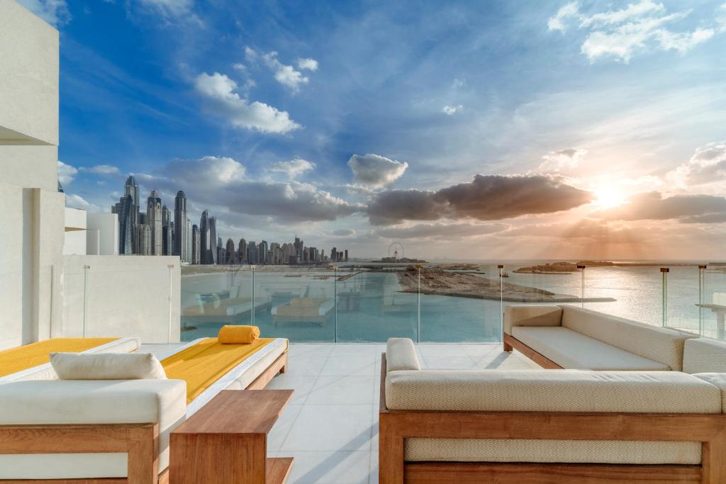 Сьюит (Люкс с 2 спальнями и собственным бассейном) курортного отеля Five Palm Jumeirah Dubai, Дубай