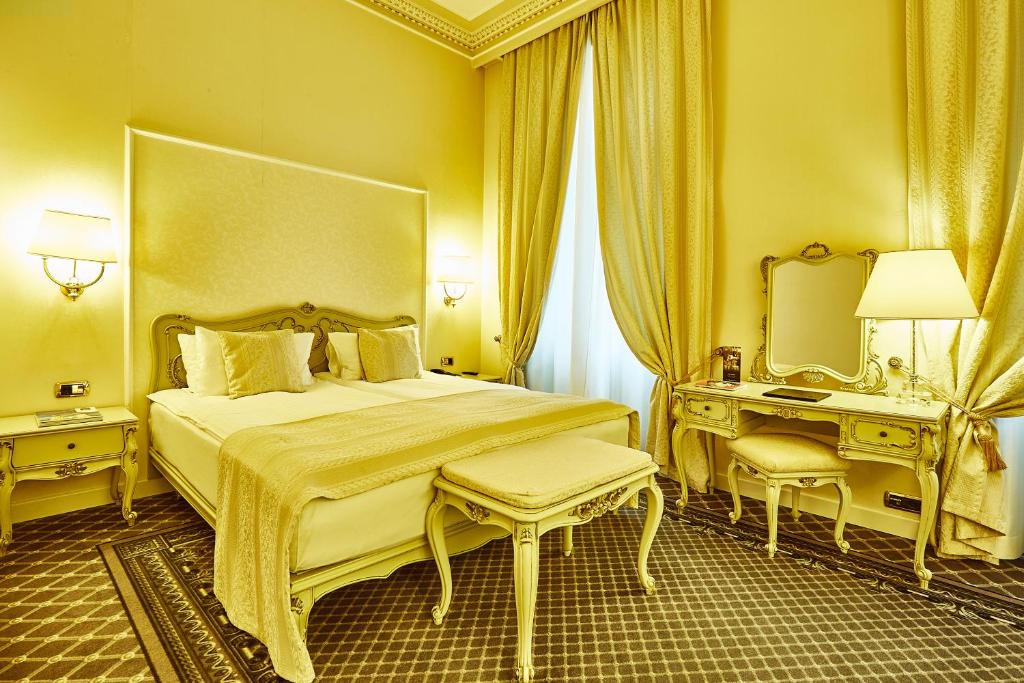 Двухместный (Улучшенный двухместный номер с 1 кроватью) отеля Grand Hotel Continental, Бухарест