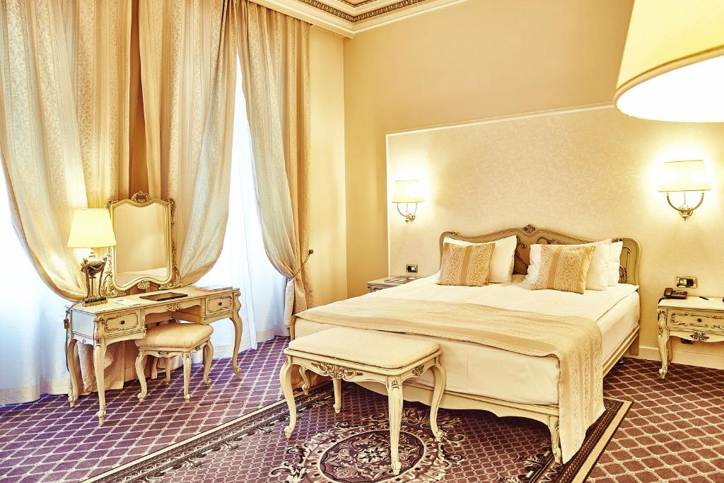Двухместный (Двухместный номер Делюкс с 1 кроватью) отеля Grand Hotel Continental, Бухарест