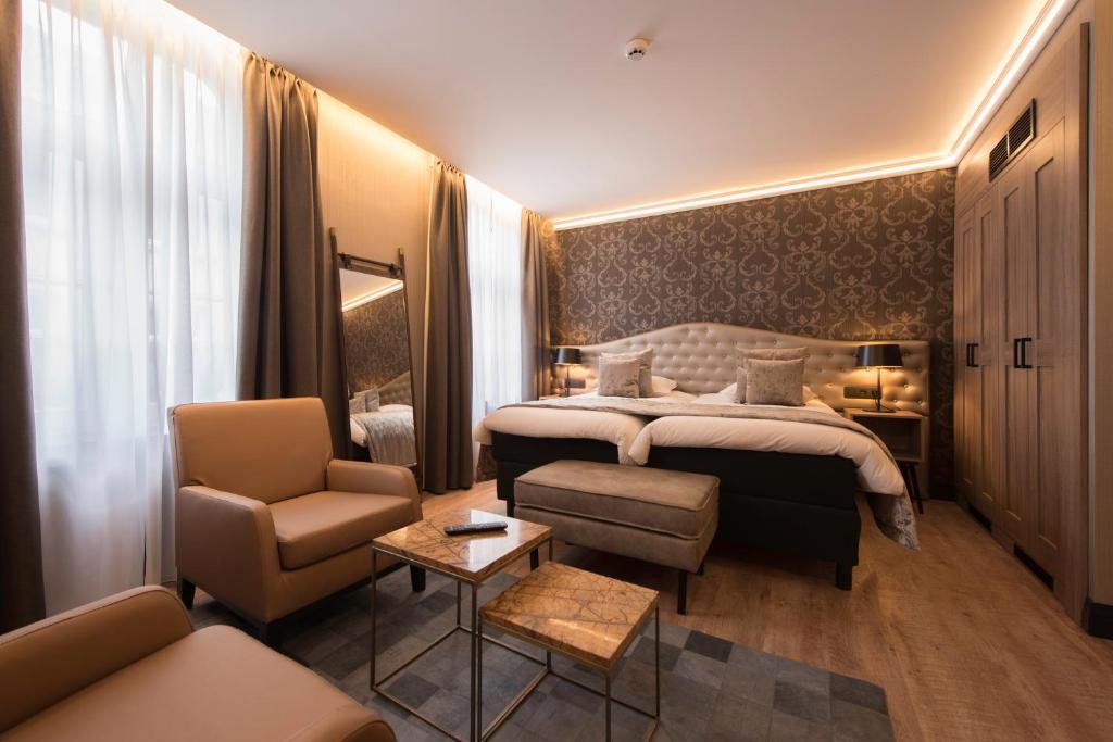 Двухместный (Улучшенный двухместный номер с 2 отдельными кроватями) отеля Hotel Acacia, Брюгге