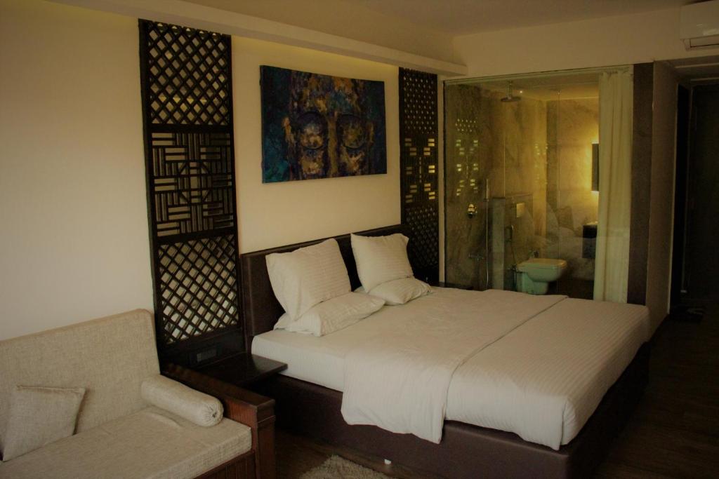 Двухместный (Двухместный номер Делюкс с 1 кроватью и балконом) курортного отеля Lotus Sutra, Арамболь